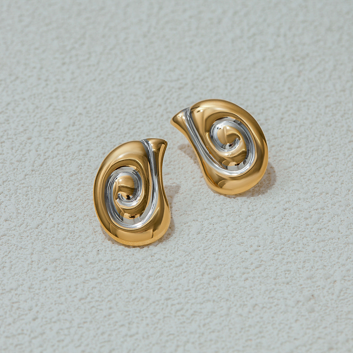 Luxury Minimalist Geometric Round Plated Titanium Steel Earrings for Women