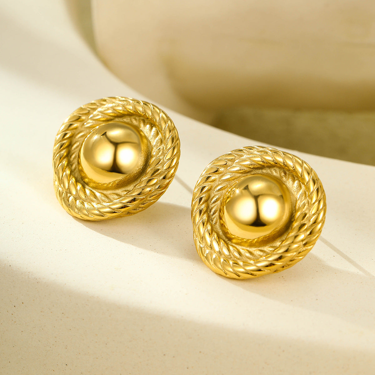 Orecchini Rotondi da Donna in Acciaio Inox Stile Vintage Placcati Oro 18K