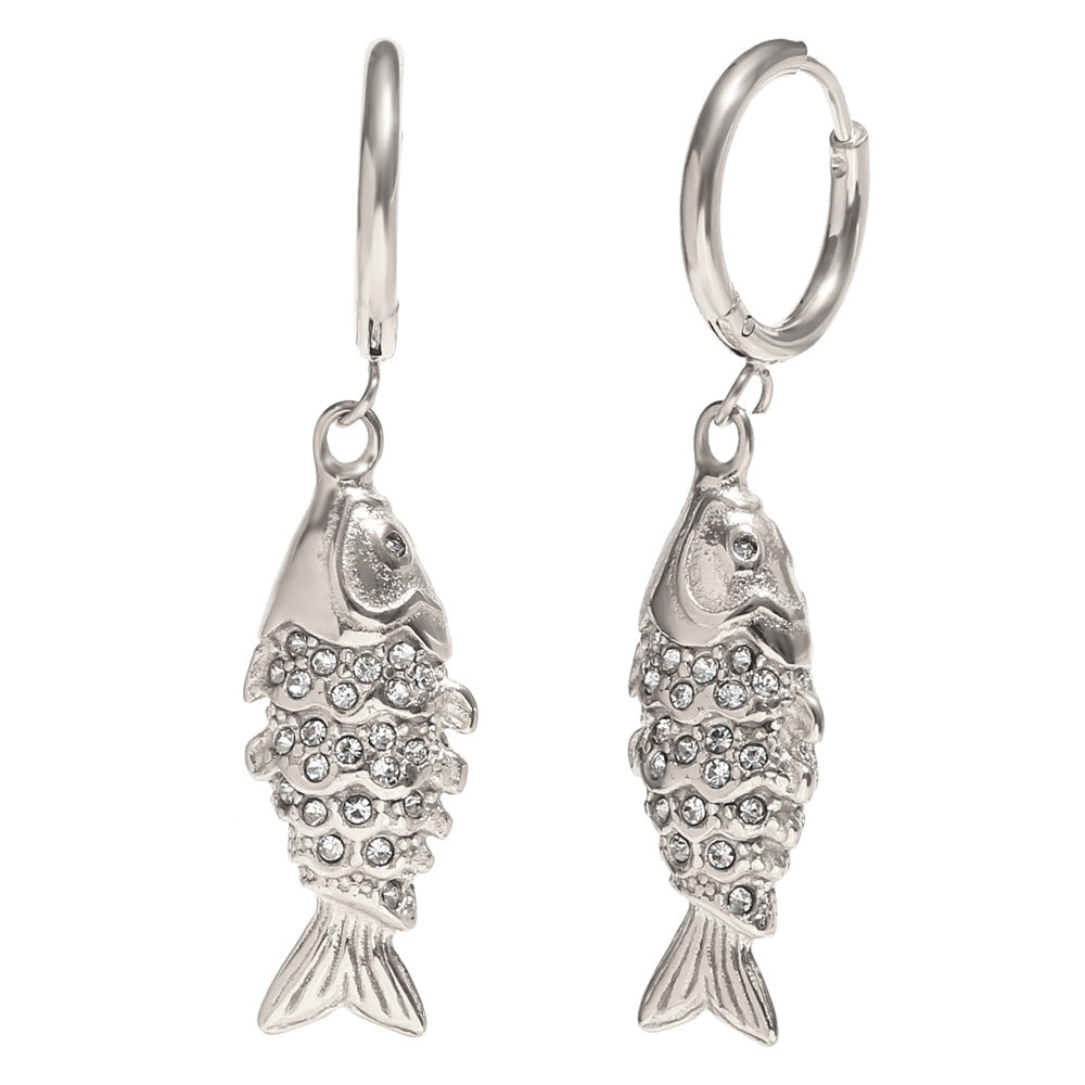 Collana con Ciondolo a Pesce Koi Minimalista in Acciaio Inossidabile con Placcatura in Oro 18K e Intarsio Completo di Strass da Donna
