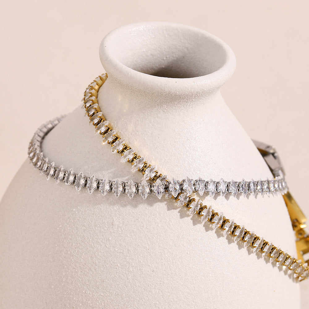 Bracciale da donna in acciaio inossidabile placcato oro 18 carati con zirconi a occhio di cavallo, geometrico e alla moda