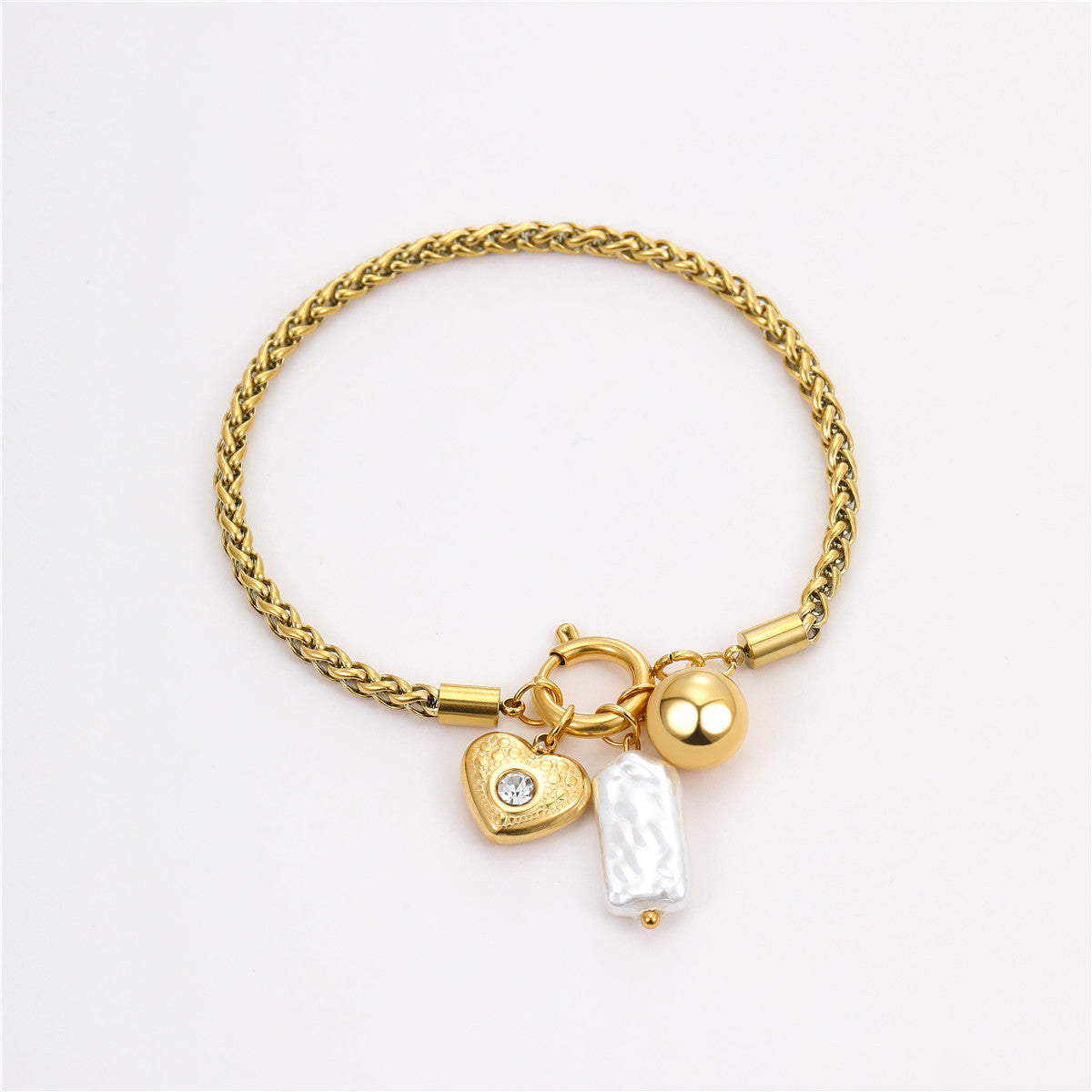 Elegante collar de acero inoxidable chapado en forma de corazón para mujer con diseño geométrico minimalista