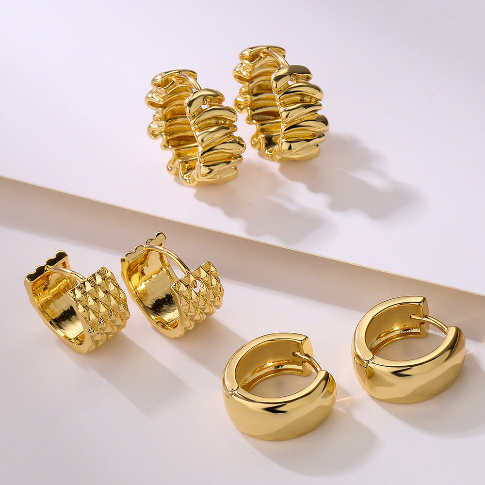 Orecchini a cerchio geometrici minimalisti in rame per donna con placcatura in vero oro design d'ispirazione vintage