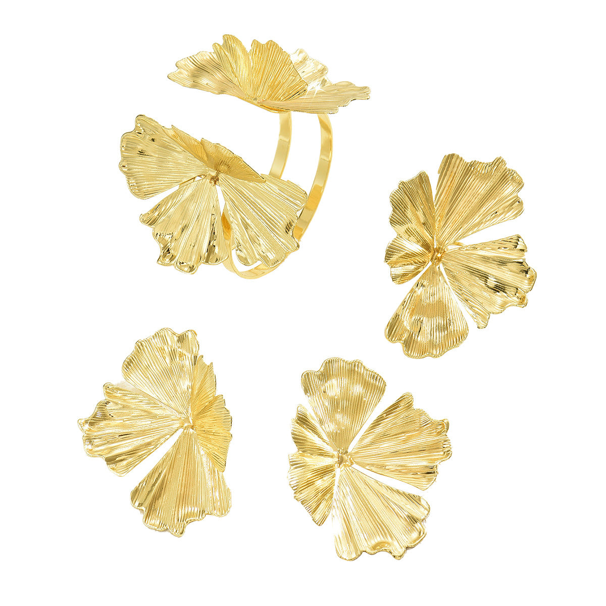 Set di orecchini a perno e bracciale da donna placcato oro con fiori e pieghe, stile pendolare alla moda