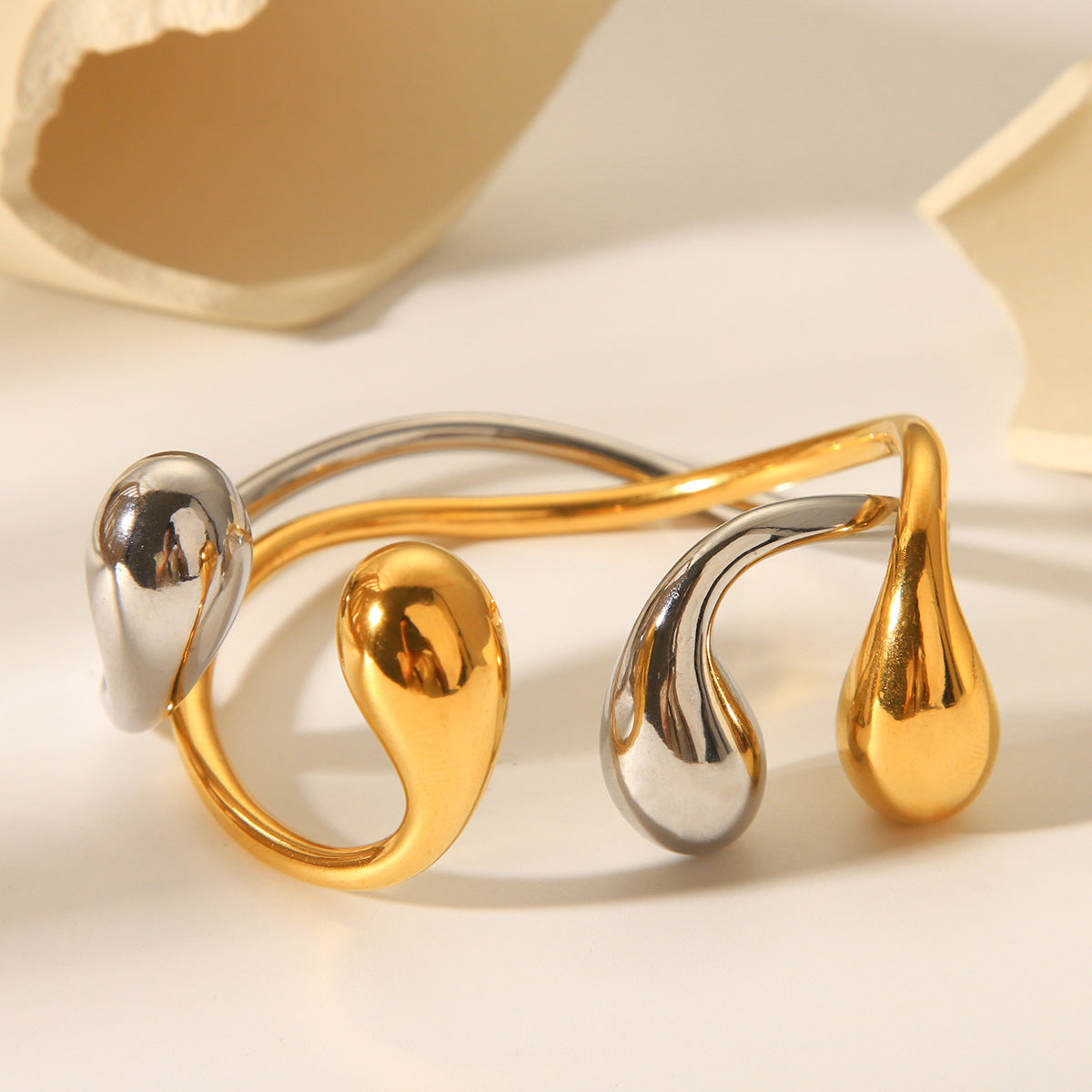 Fashionable Asymmetric Open Cuff Bracelet 18K Gold Plated Stainless Steel Trendy Hand Jewelry