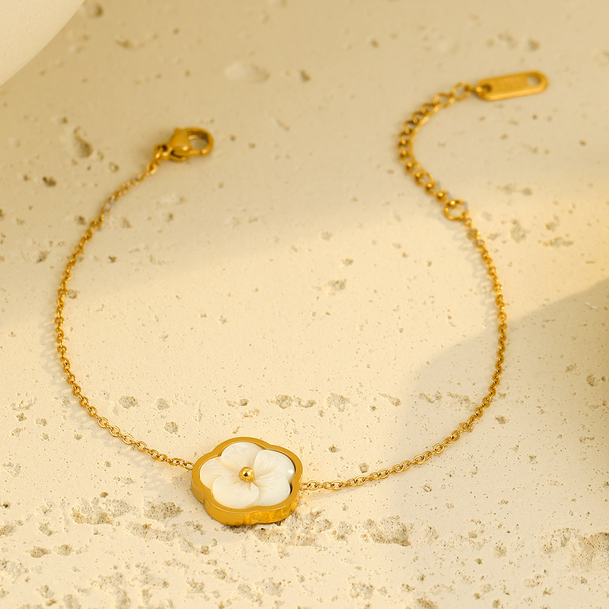 Elegante Collana Pendente Floreale da Donna in Acciaio Inossidabile con Zircone e Intarsio di Madreperla