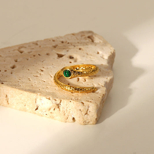 Anello Aperto da Donna Trendy in Acciaio Inossidabile Placcato Oro 18K con Ciondolo a Serpente e Malachite