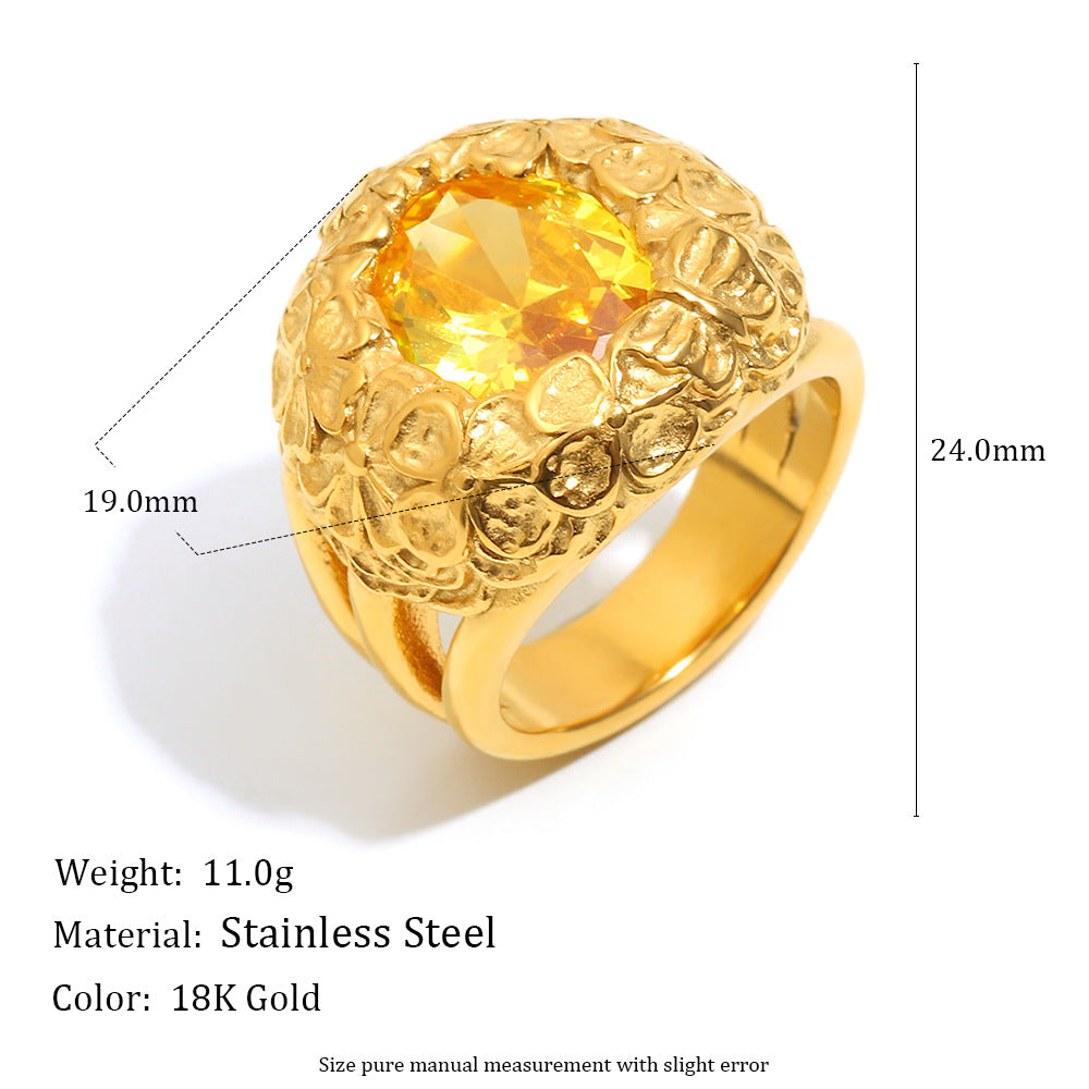 Anillo de acero inoxidable geométrico de moda con baño de oro de 18 quilates y detalles de circonita en forma de flor para mujer