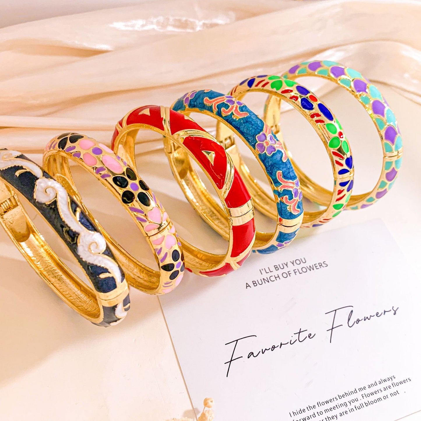 Vintage Elegant Floral Enamel Alloy Rhinestone Inlay Open Cuff Bracelet for Women