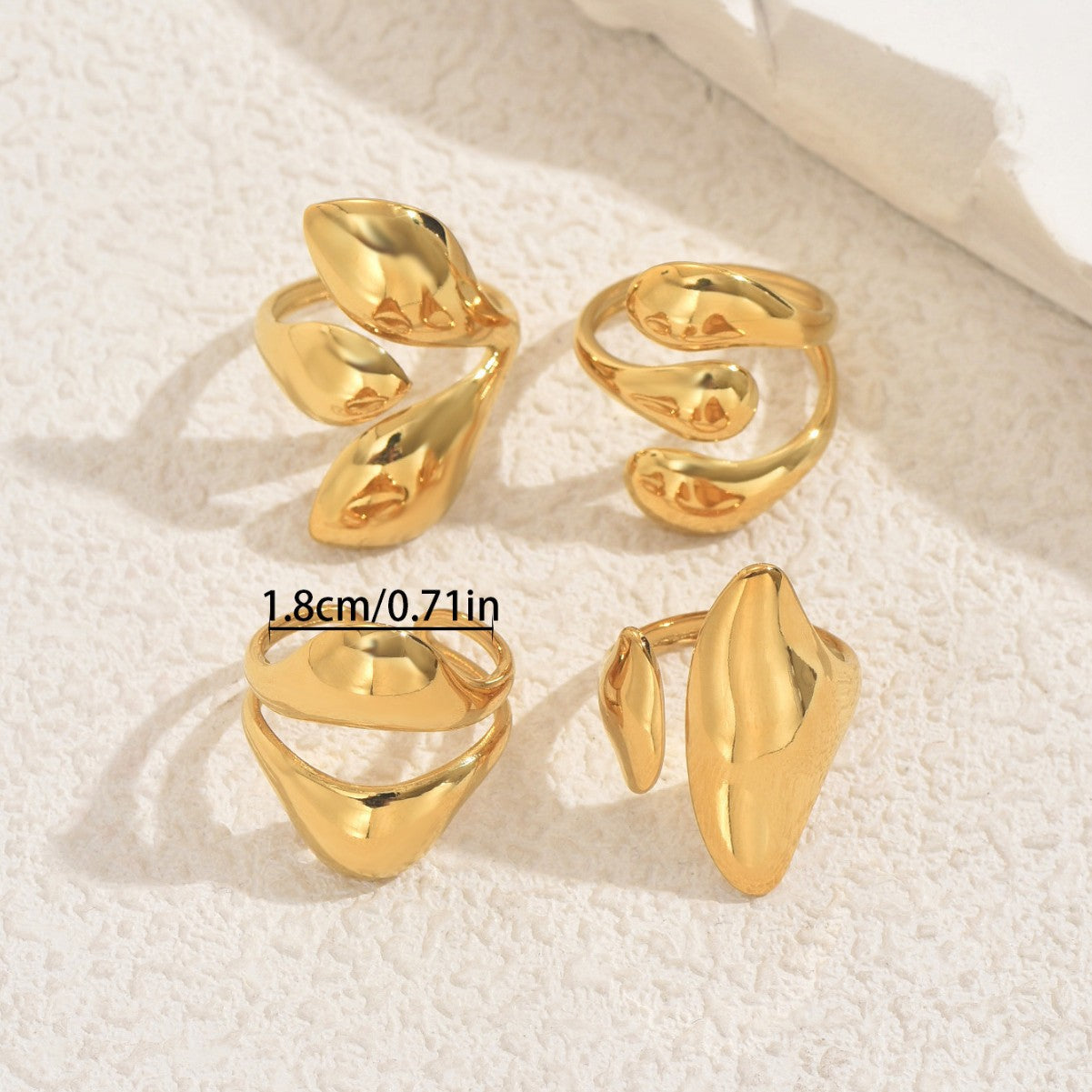 Geometric Twist Line Design Ring Set in Zinc Alloy with Plated Finish for Women