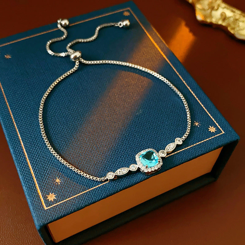 Luxury Elegant Geometric Alloy Plated Bracelet with Cubic Zirconia for Women