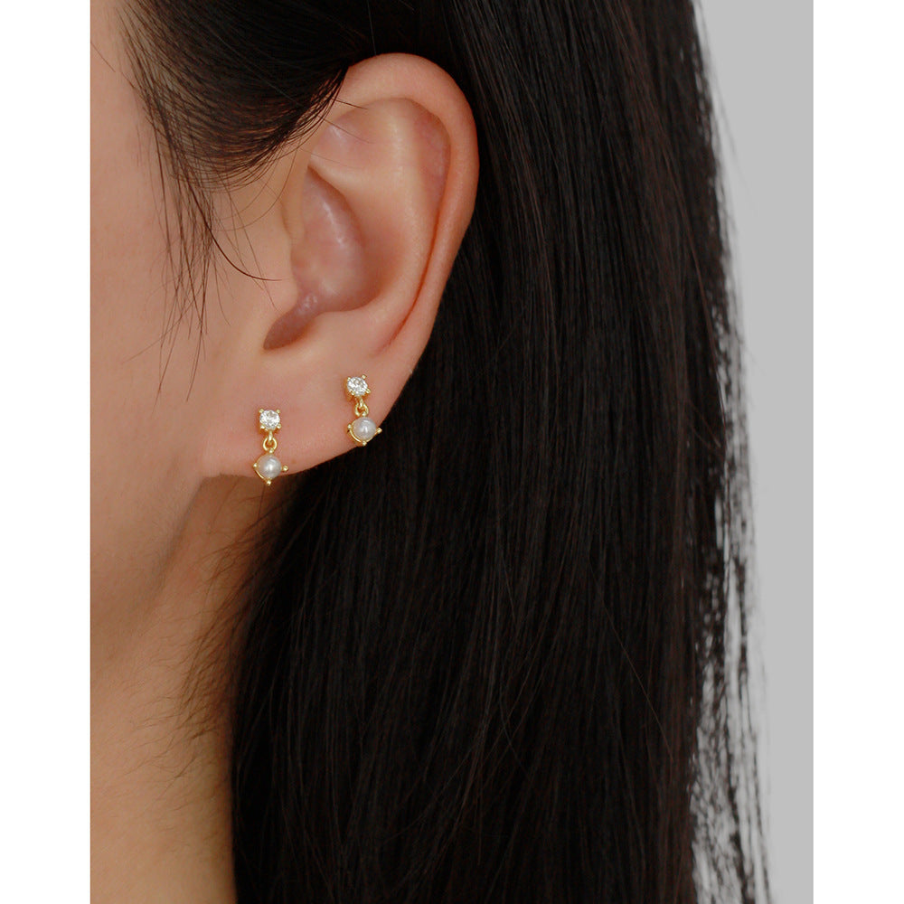 Dulces pendientes minimalistas redondos geométricos de plata de ley 925 con perlas y circonitas cúbicas para mujer
