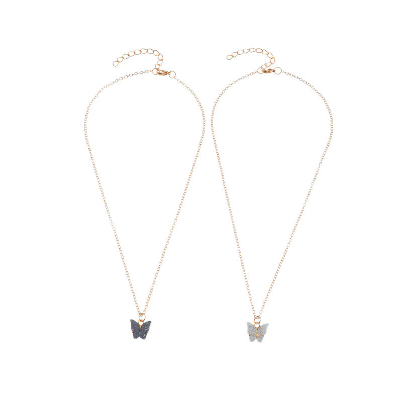 Collar con colgante de mariposa dulce para niñas, cadena de caja de aleación con forma de corazón con detalles hechos a mano, estilo princesa