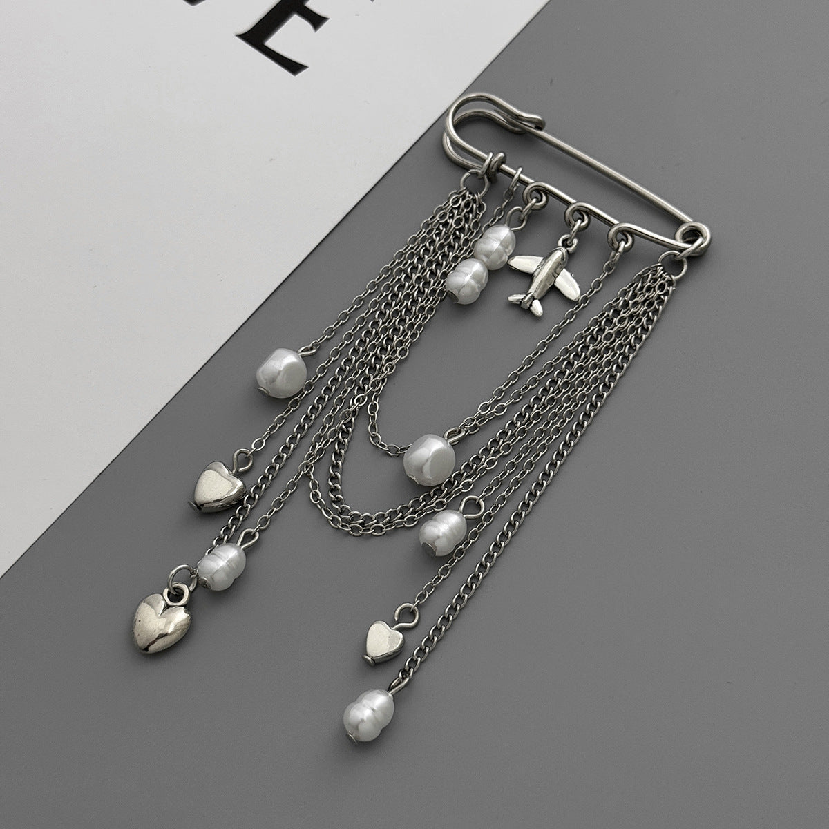 Hip-hop Plated Iron Heart Crystal Brooch Pin with Chain Tassel DIY Charm Bar