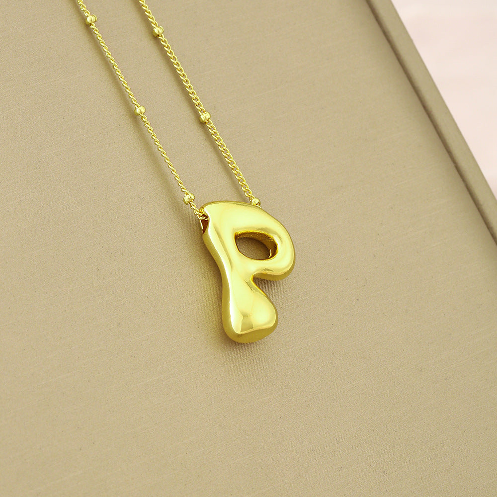 Collana girocollo minimalista da donna con ciondolo a lettera in rame placcato, catenina delicata