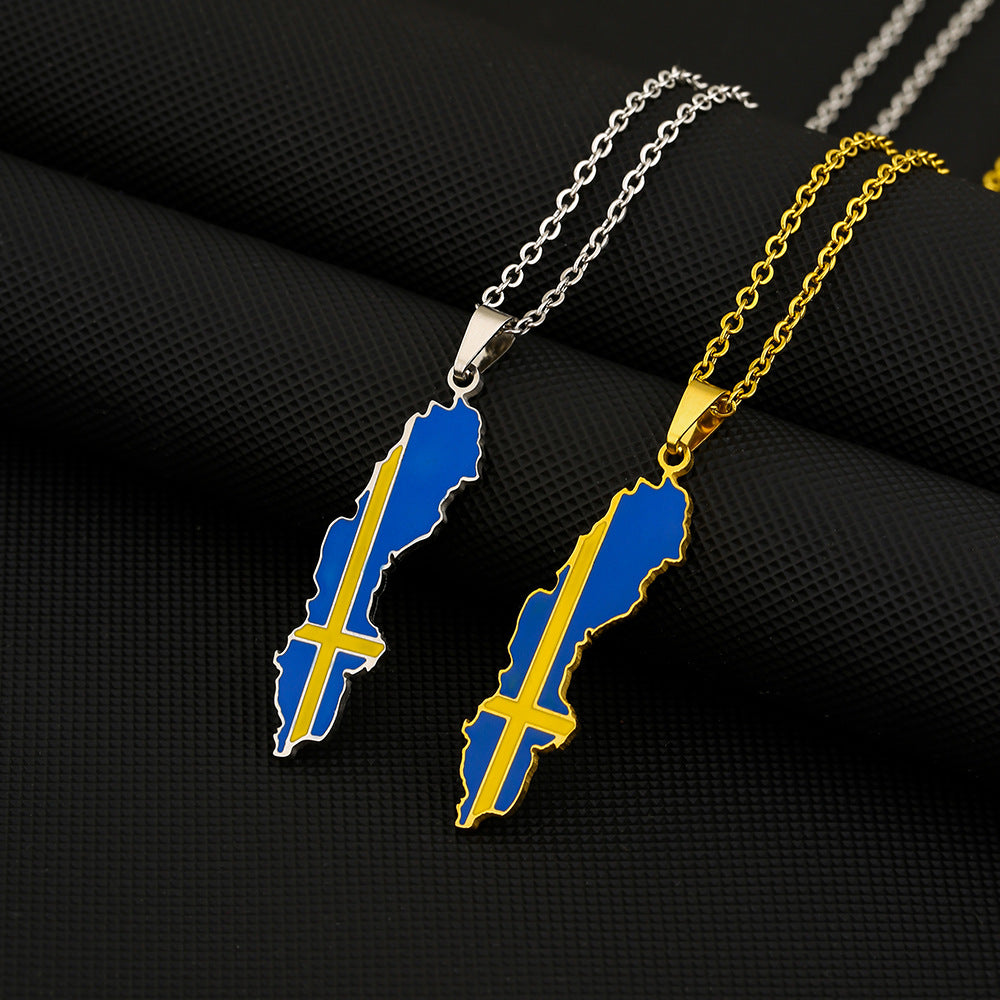 Collana con Ciondolo Minimalista Bandiera Svedese in Acciaio Inox con Finitura Smaltata su Catena a O per Uso Unisex