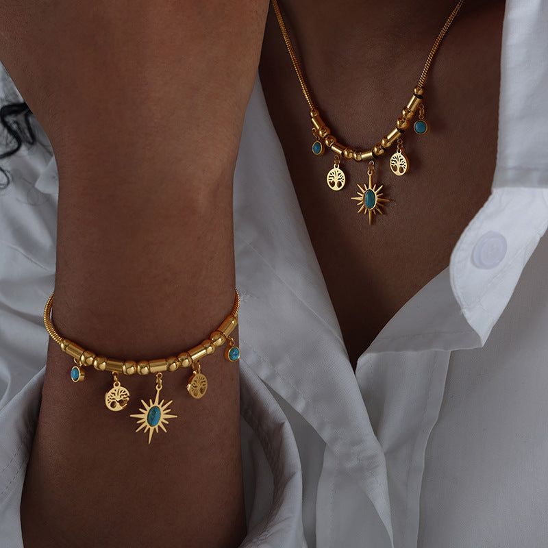 Vintage Casual Star Floral Inlay Turquoise Rhinestone Titanium Steel Necklace for Women