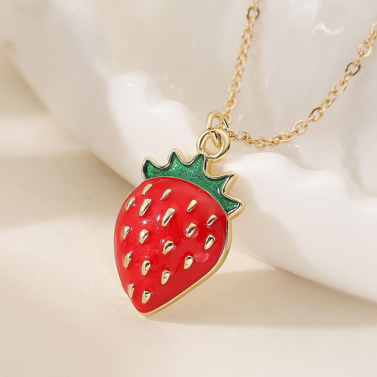Minimalist 18K Gold Plated Brass Drip Oil Geometric Strawberry Pendant Necklace for Women