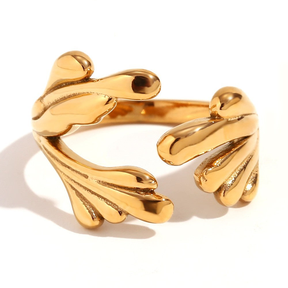 Vintage Floral Ring in Stainless Steel with 18K Gold Plating for Women