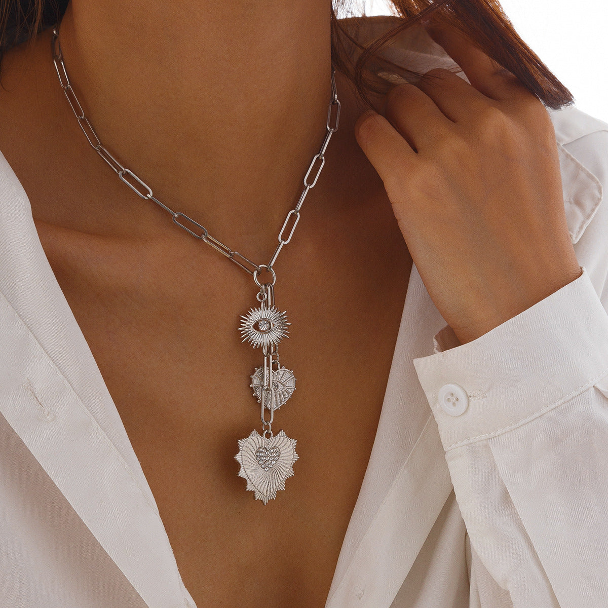 Minimalist Heart-Shaped Tassel Pendant Necklace with Rhinestone Inlay on Cross Chain for Women
