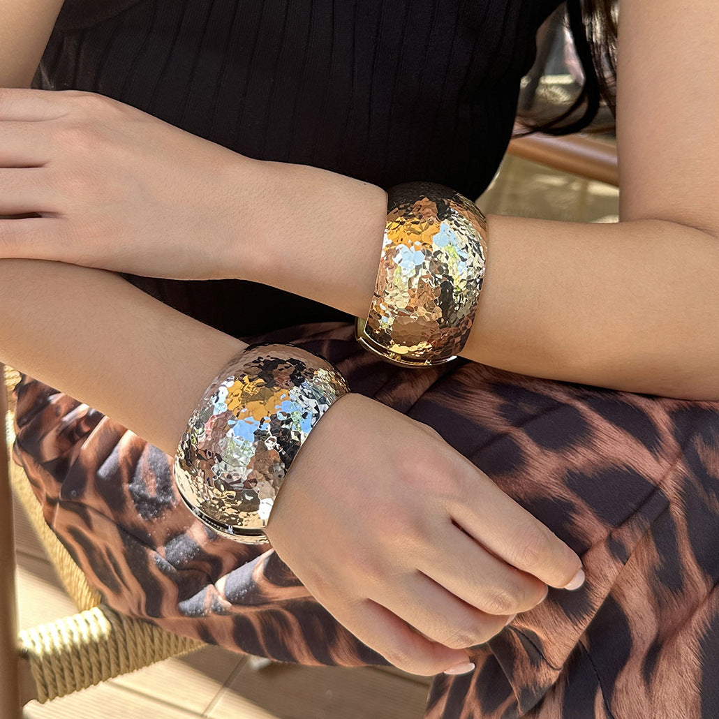 Streetwear Round Plated Alloy Wide Cuff Bracelet Set