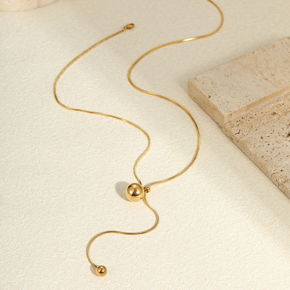 Collar con colgante geométrico minimalista de acero inoxidable con borla y cadena de serpiente para mujer