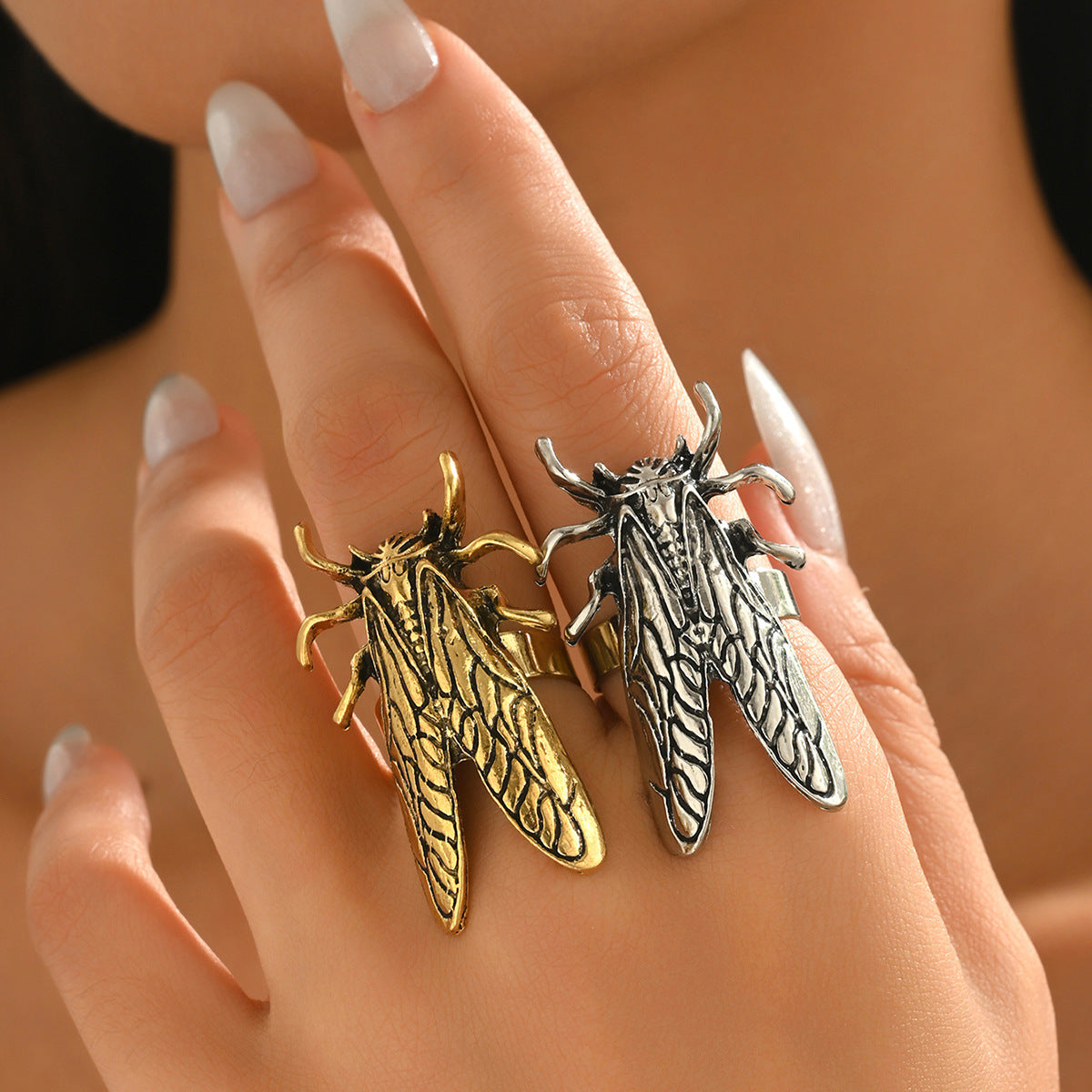 Anillo abierto con forma de cigarra de estilo vintage para mujer, fabricado en aleación de zinc con acabado chapado