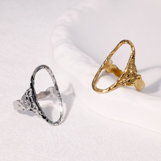 Anillo de acero inoxidable geométrico ovalado minimalista abierto para mujer con acabado chapado