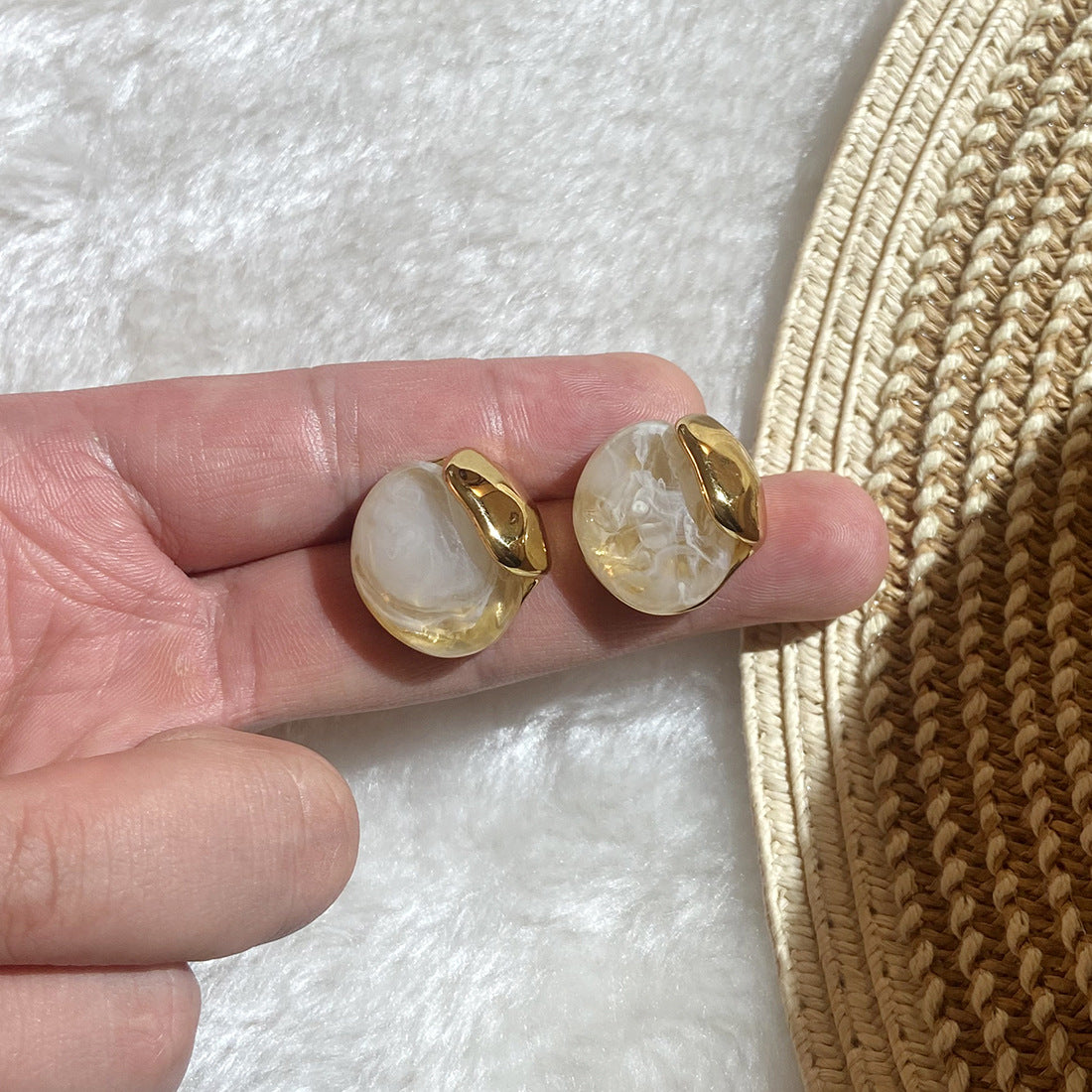 Fashionable Geometric Oval Resin Earrings in Stainless Steel with Plated Finish for Women