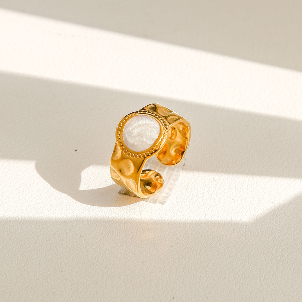 Anello di tendenza da donna in acciaio inossidabile geometrico placcato oro con perle e fiori stile Instagram