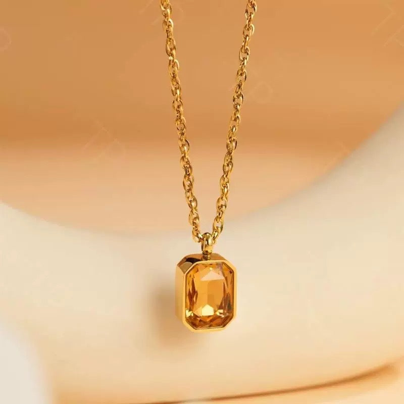 Minimalist Luxury Square Titanium Steel Plated Pendant Necklace for Women
