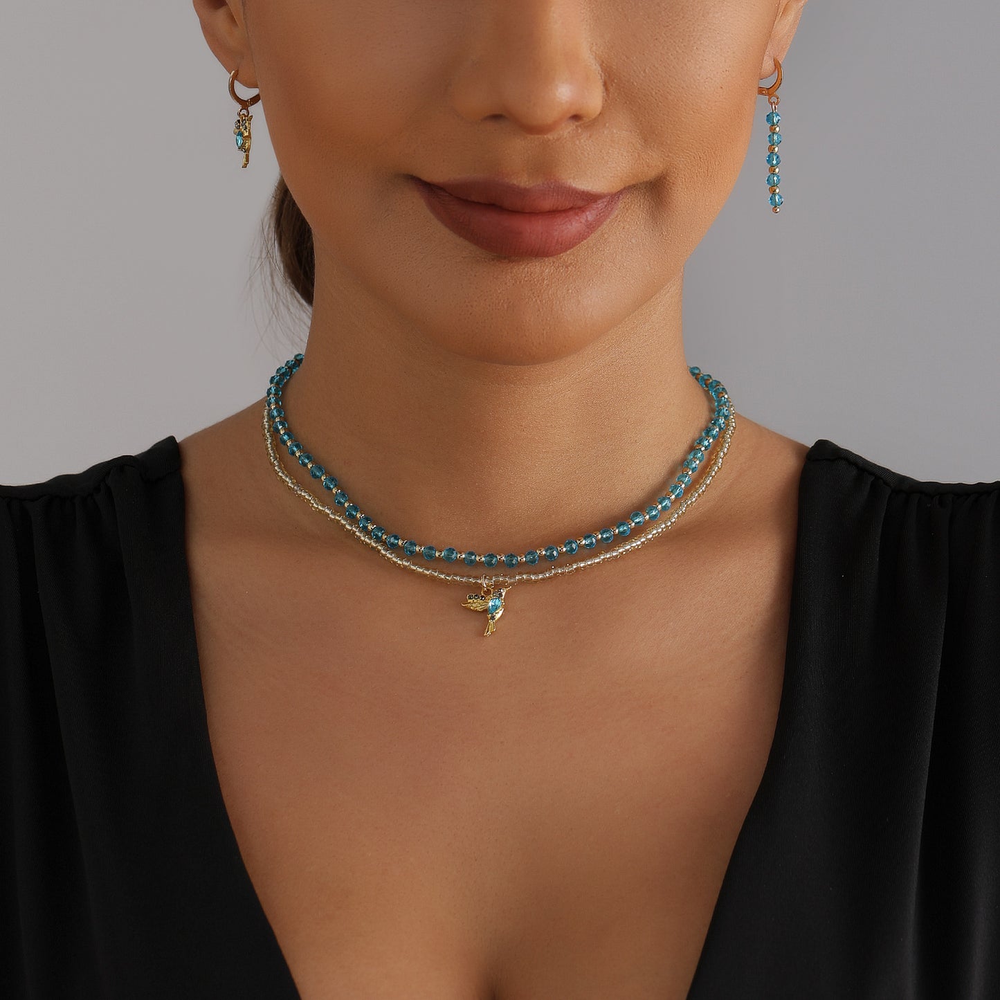 Minimalist Multi-Layer Blue Crystal Bead Butterfly Geometric Alloy Necklace for Women and Men