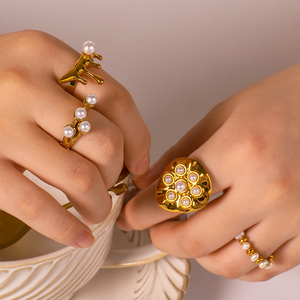 Anello Minimalista Irregolare Rotondo in Acciaio Inossidabile con Intarsio di Perle e Placcatura in Oro 18K per Donna e Uomo