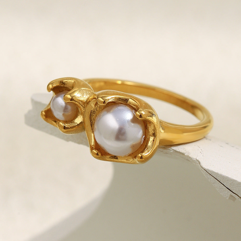 Anello da donna di lusso in acciaio inossidabile con motivo floreale geometrico, placcatura in oro 18 carati e perle simulate