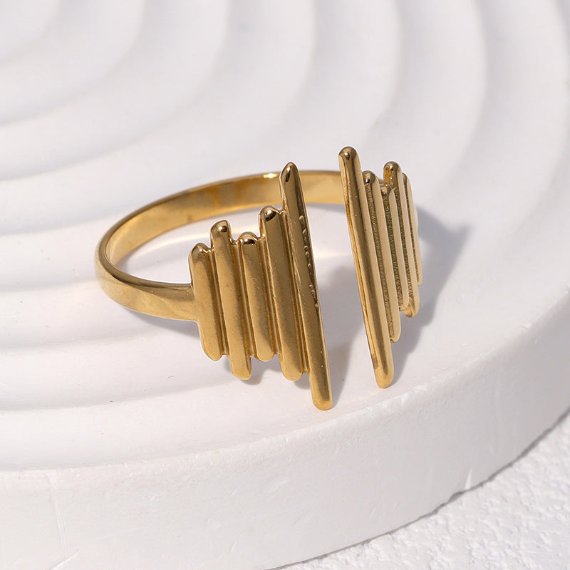 Anello da donna in acciaio inossidabile geometrico minimalista con placcatura in oro 18 carati e fascia aperta regolabile