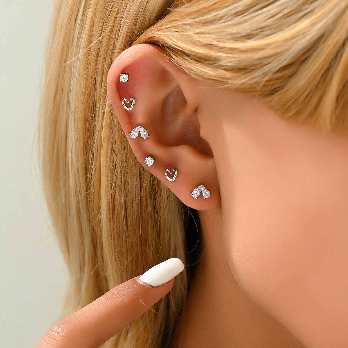Pendientes de Cobre en Forma de Corazón con Incrustaciones de Zirconia, Estilo Bosque Dulce Minimalista para Mujer