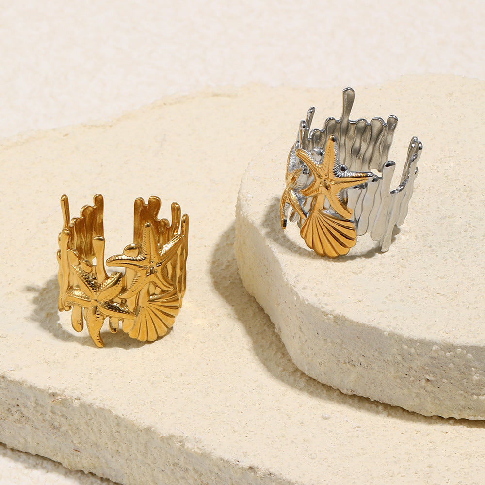 Anello aperto minimalista con stella marina e conchiglia in acciaio inossidabile placcato oro 18 carati da donna