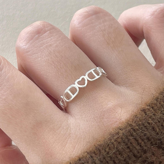 Anillo abierto de plata de ley 925 con diseño de línea geométrica y forma de corazón minimalista para mujer
