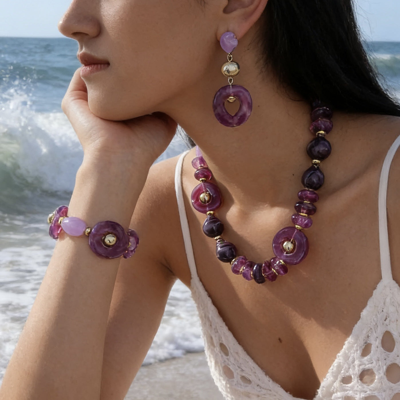 Vintage Bohemian Round Geometric Acrylic Beaded Necklace for Women