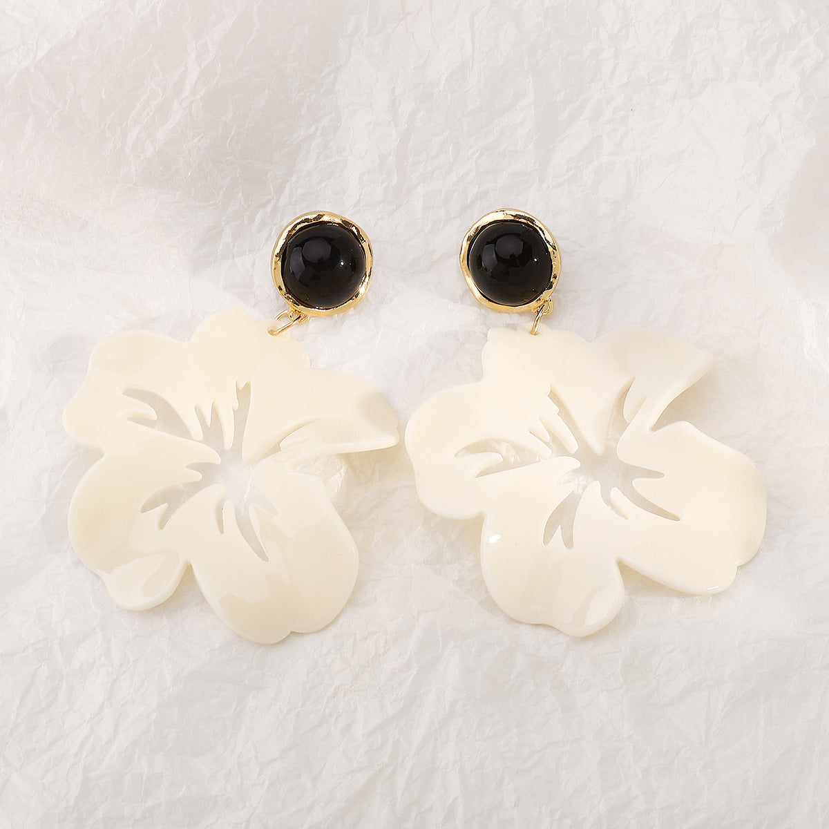 Orecchini a perno floreali minimalisti da donna in lega con finitura placcata, stile estivo da vacanza con design a fiore botanico