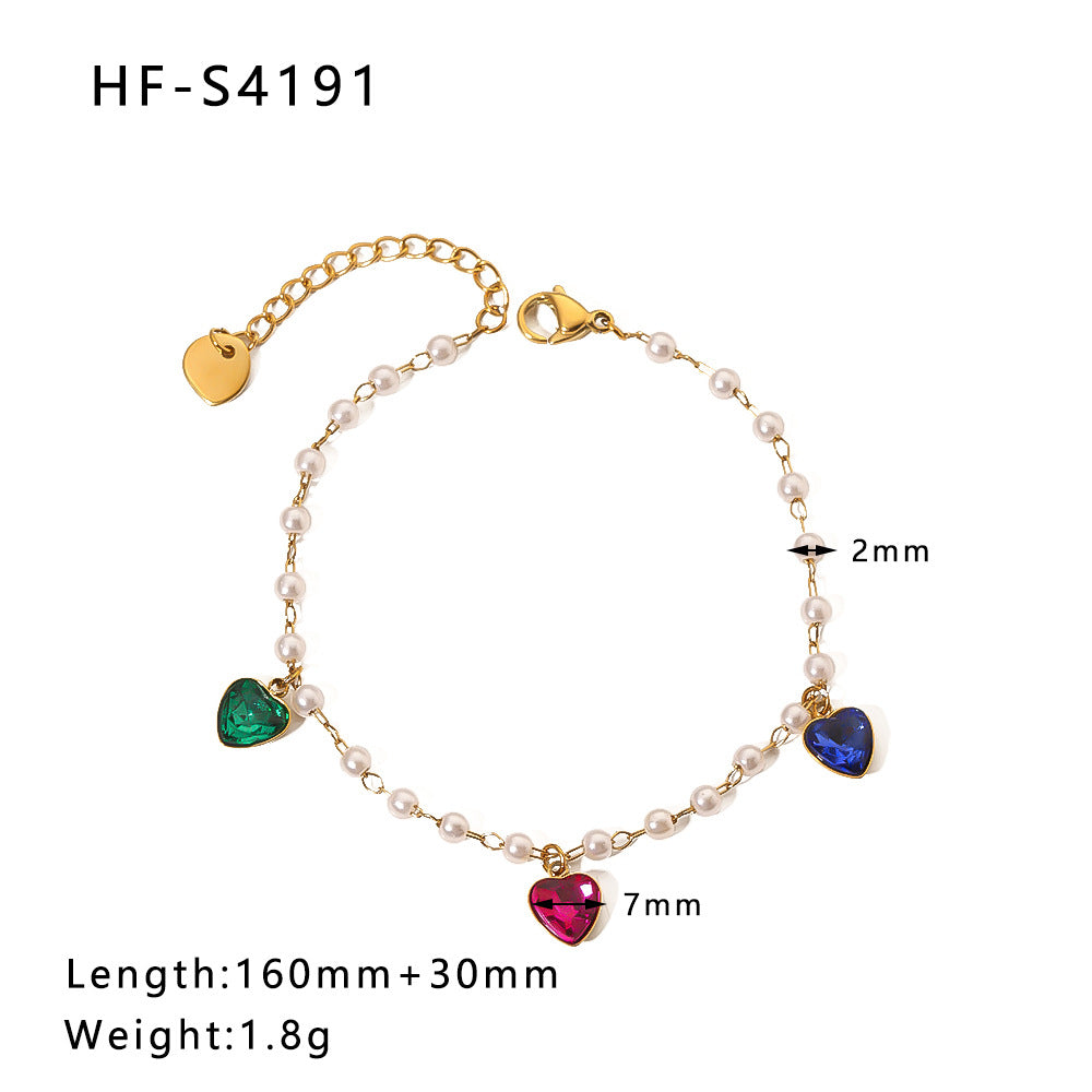 Bracciale vintage con farfalla e ciondolo rotondo in acciaio inossidabile con intarsio di strass e dettagli in perle