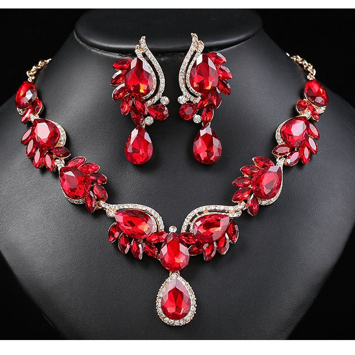 Minimalist Floral and Geometric Alloy Necklace Set for Women with Rhinestone Pendant, Plated Finish, O-Chain Design