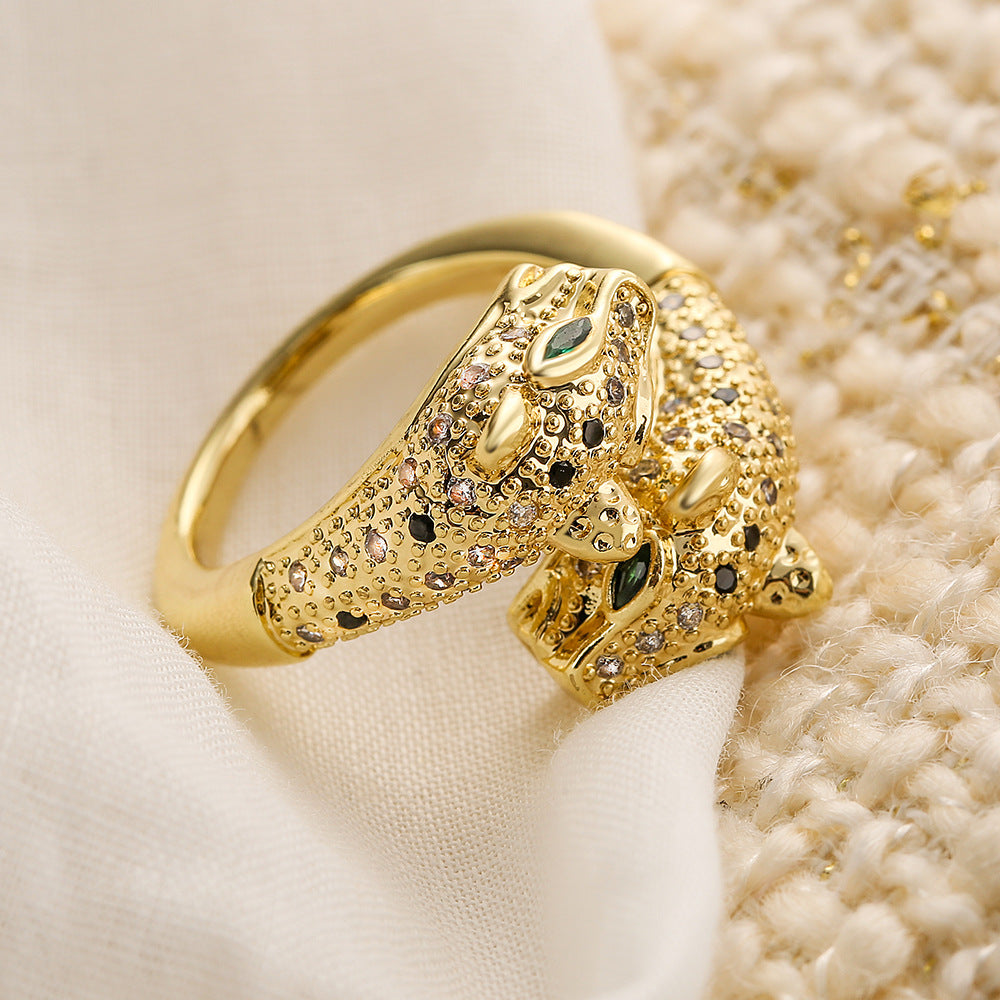 Hip Hop Style Leopard-Shaped Geometric Ring for Women in Brass with 18K Gold Plating and Zircon Inlay