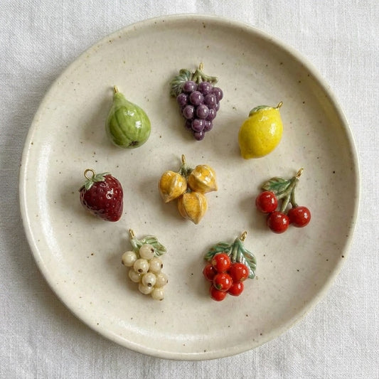 Barretta con ciondolo in ottone placcato a olio smaltato serie frutta colorata con intarsio di perle