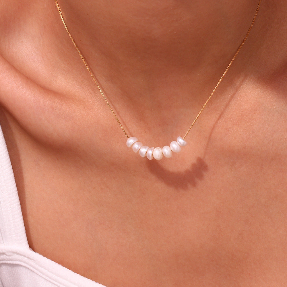 Collana da donna alla moda con ciondolo di perle d'acqua dolce placcato oro 18 carati in acciaio inossidabile geometrico