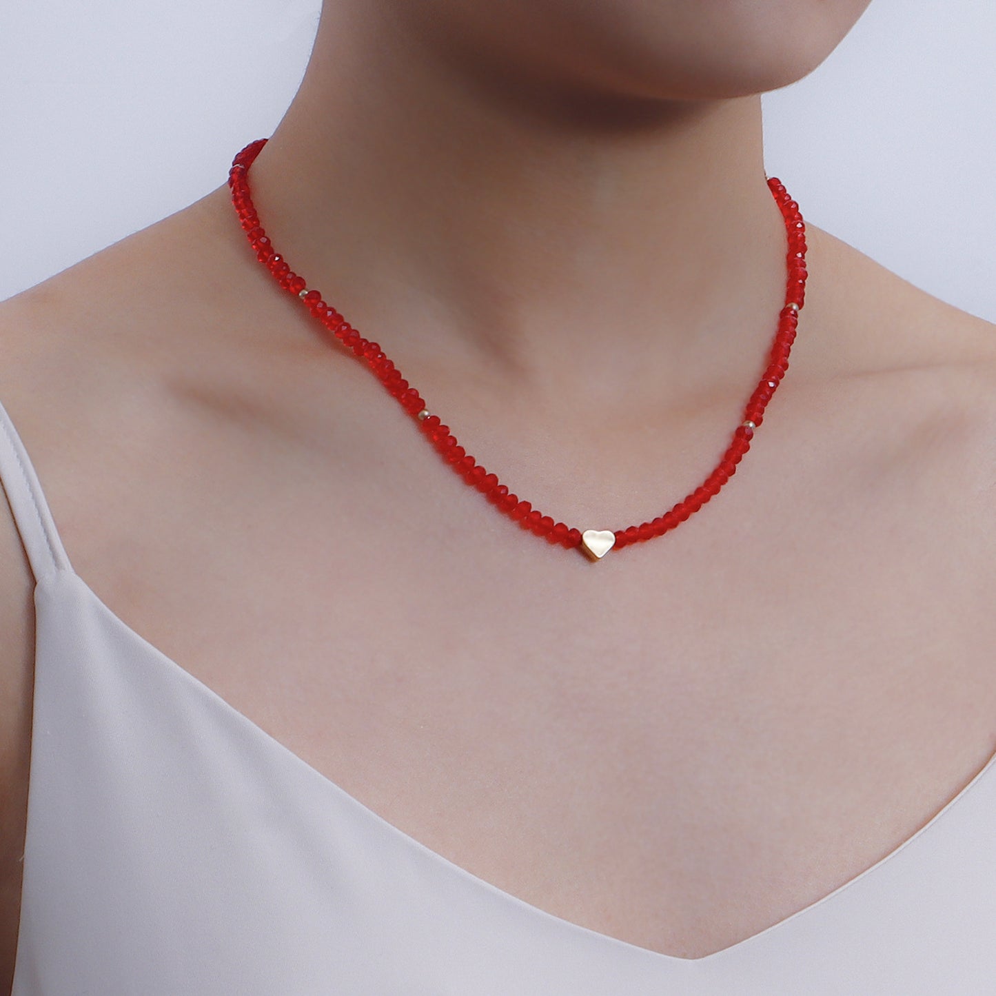 Minimalist Heart-Shaped Alloy Necklace with Rhinestone Accents for Women, Gold-Plated Clavicle Chain