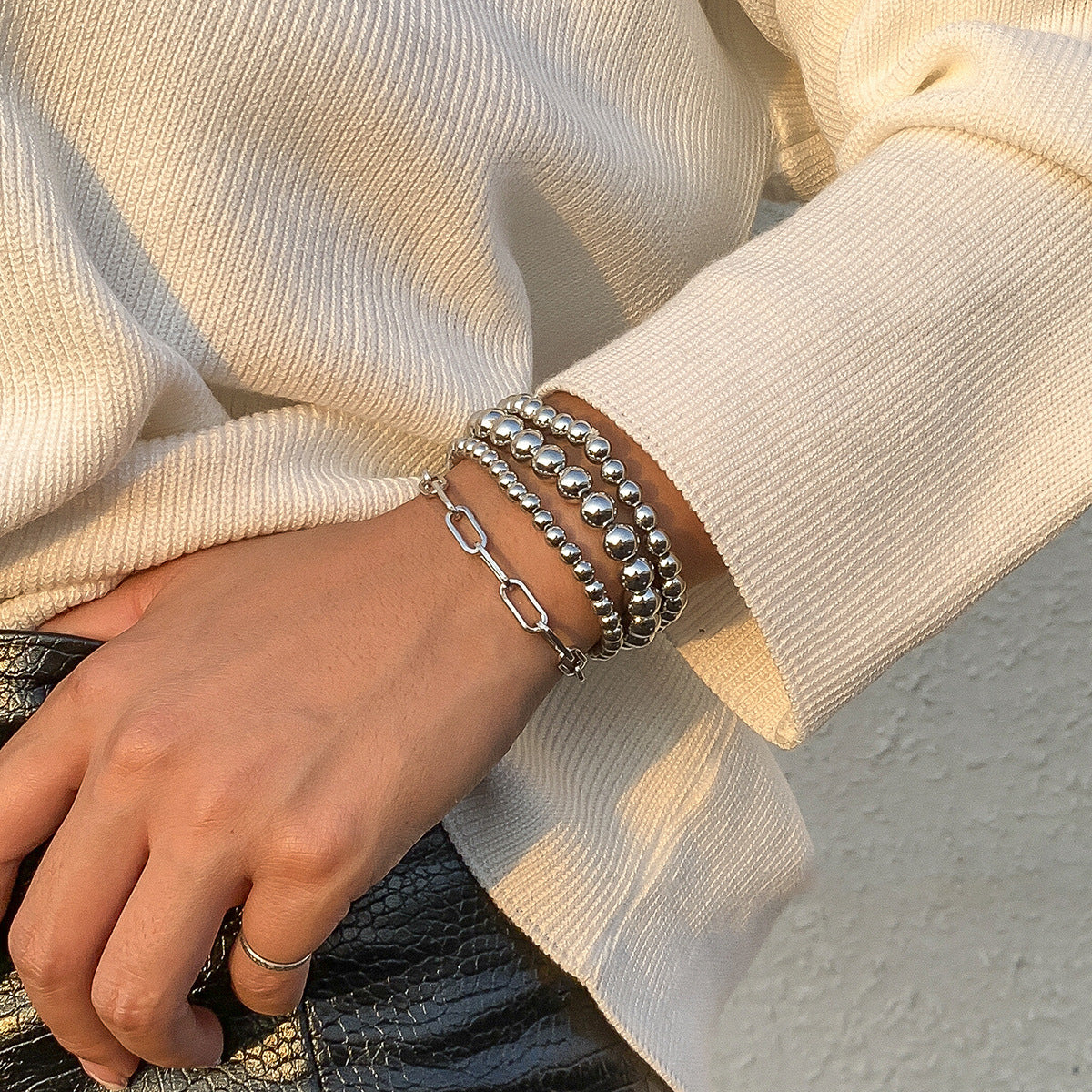 Minimalist Geometric Woven Metal Bracelet with Hollow Out Design for Women