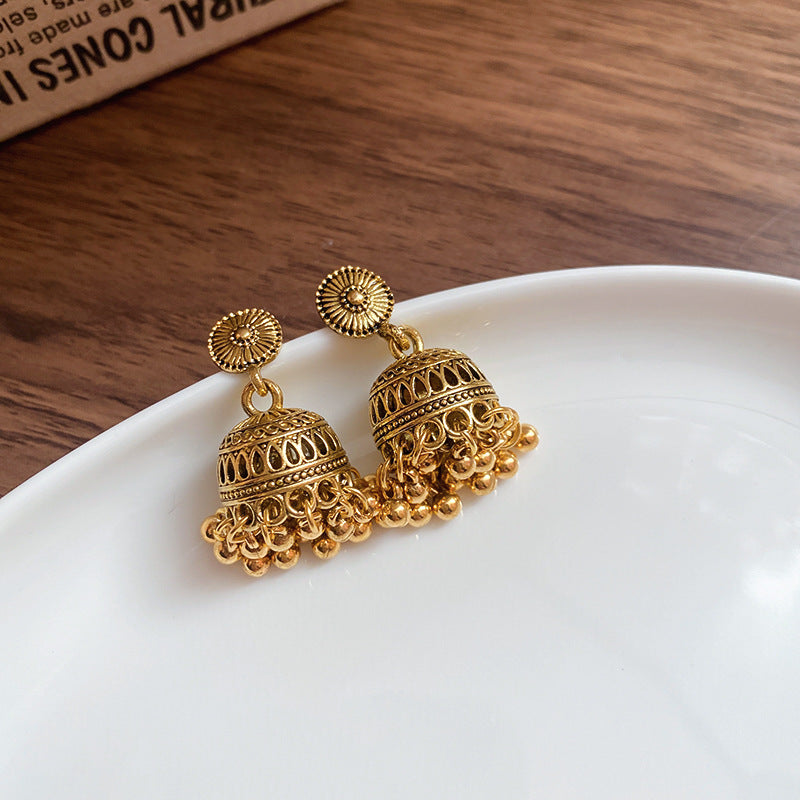 Pendientes colgantes geométricos grabados de estilo vintage para mujer con postes de plata de ley 925 y cuerpo de aleación de zinc