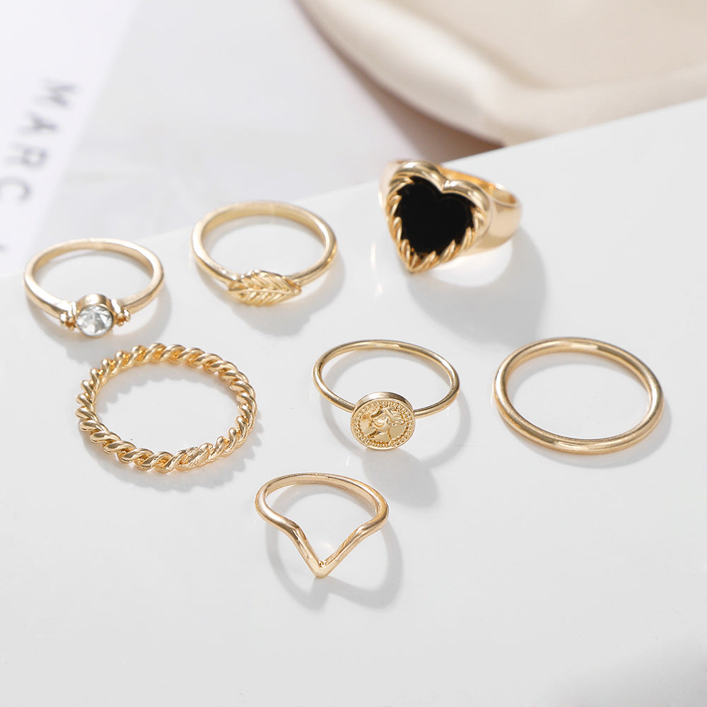 Luxury Casual Geometric Heart Alloy Ring with Drip Oil Rhinestone and Crystal Inlay for Women