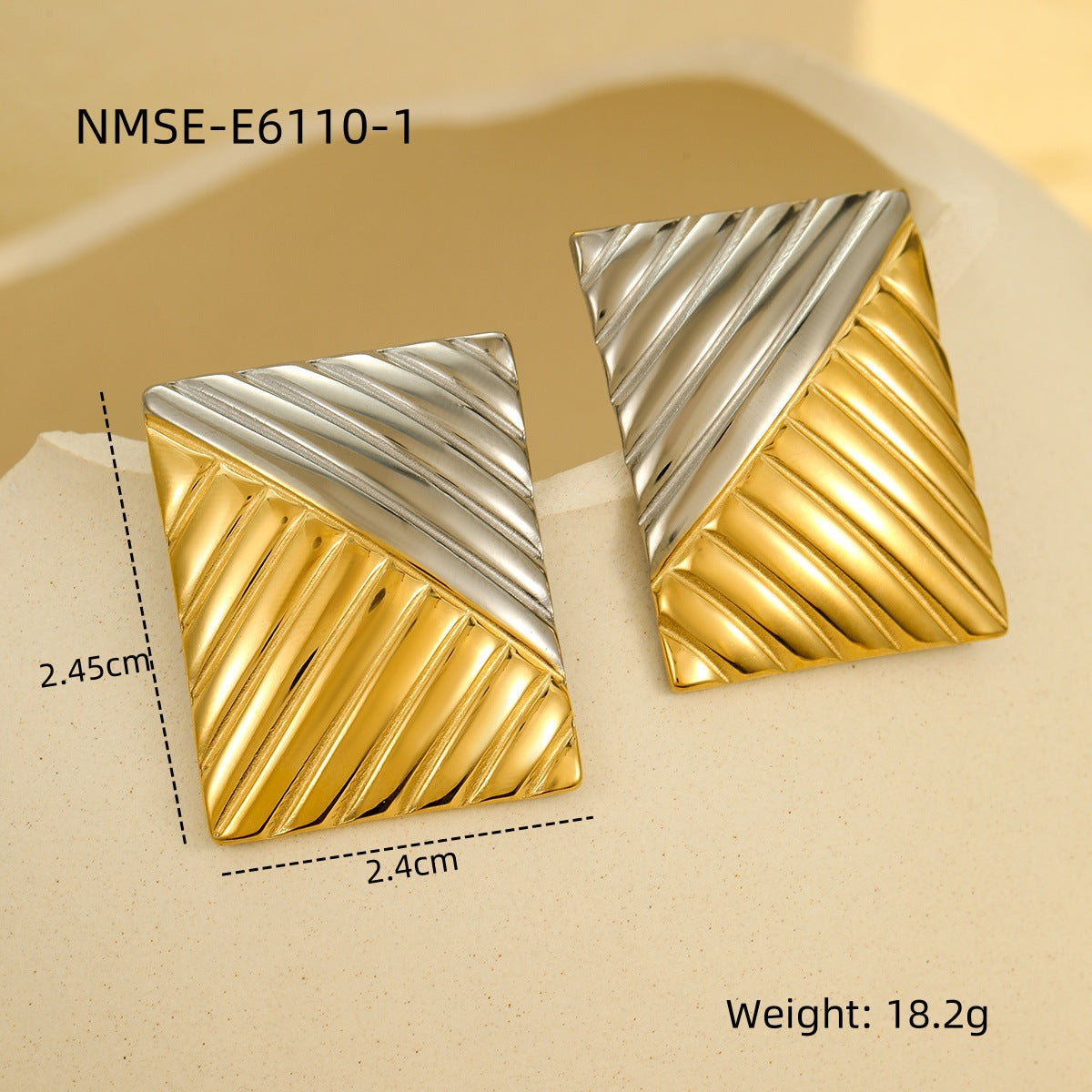 Pendientes de Acero Inoxidable con Textura Cuadrada de Patrón Geométrico, Acabado Galvanizado, Estilo Minimalista y Elegante para Oficina