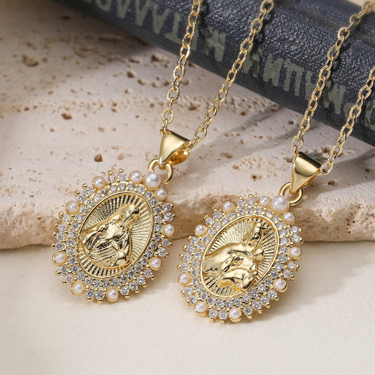 Vintage Minimalist 18K Gold Plated Brass Oval Cubic Zirconia Pearl Maria Pendant Necklace for Women